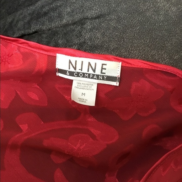 NINE and Co red satin look tank size med - Picture 3 of 16